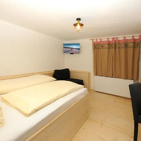 Unterellmau Ferienhaus *